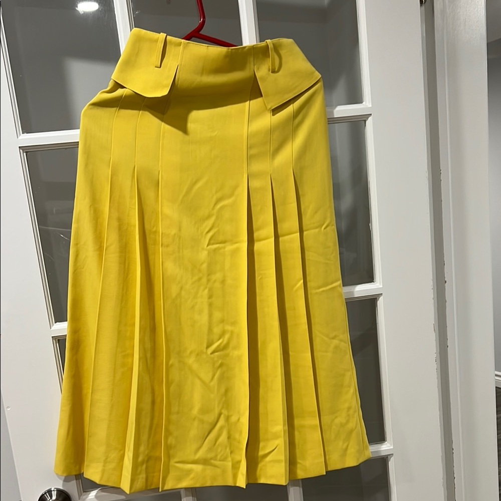 Basler Yellow Midi A-Line Pleated Skirt for Work